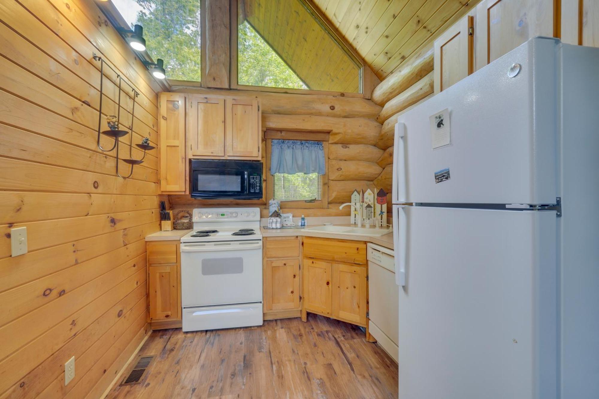 Gatlinburg Cabin With Hot Tub About 11 Miles To Downtown Kültér fotó