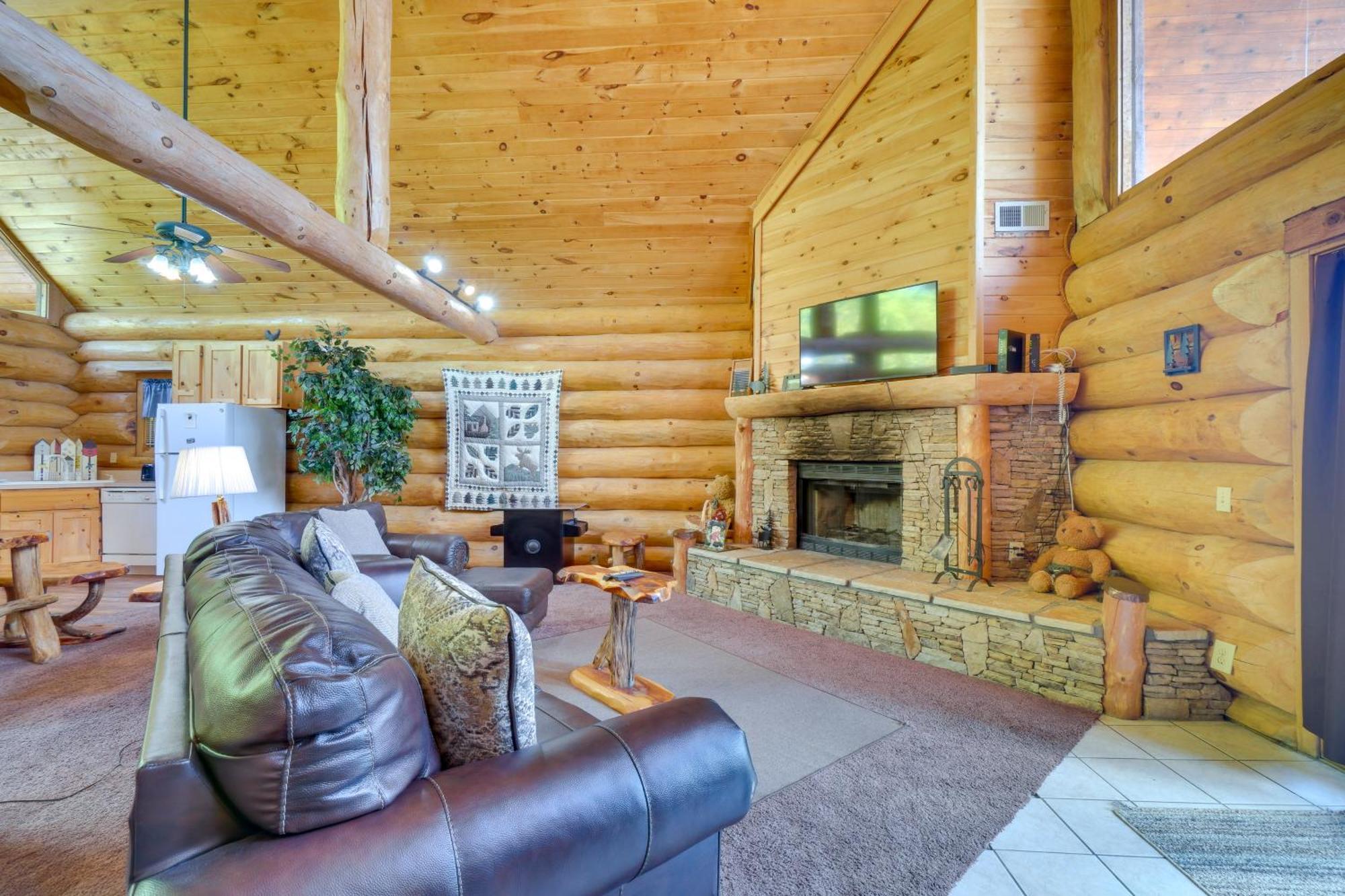 Gatlinburg Cabin With Hot Tub About 11 Miles To Downtown Kültér fotó