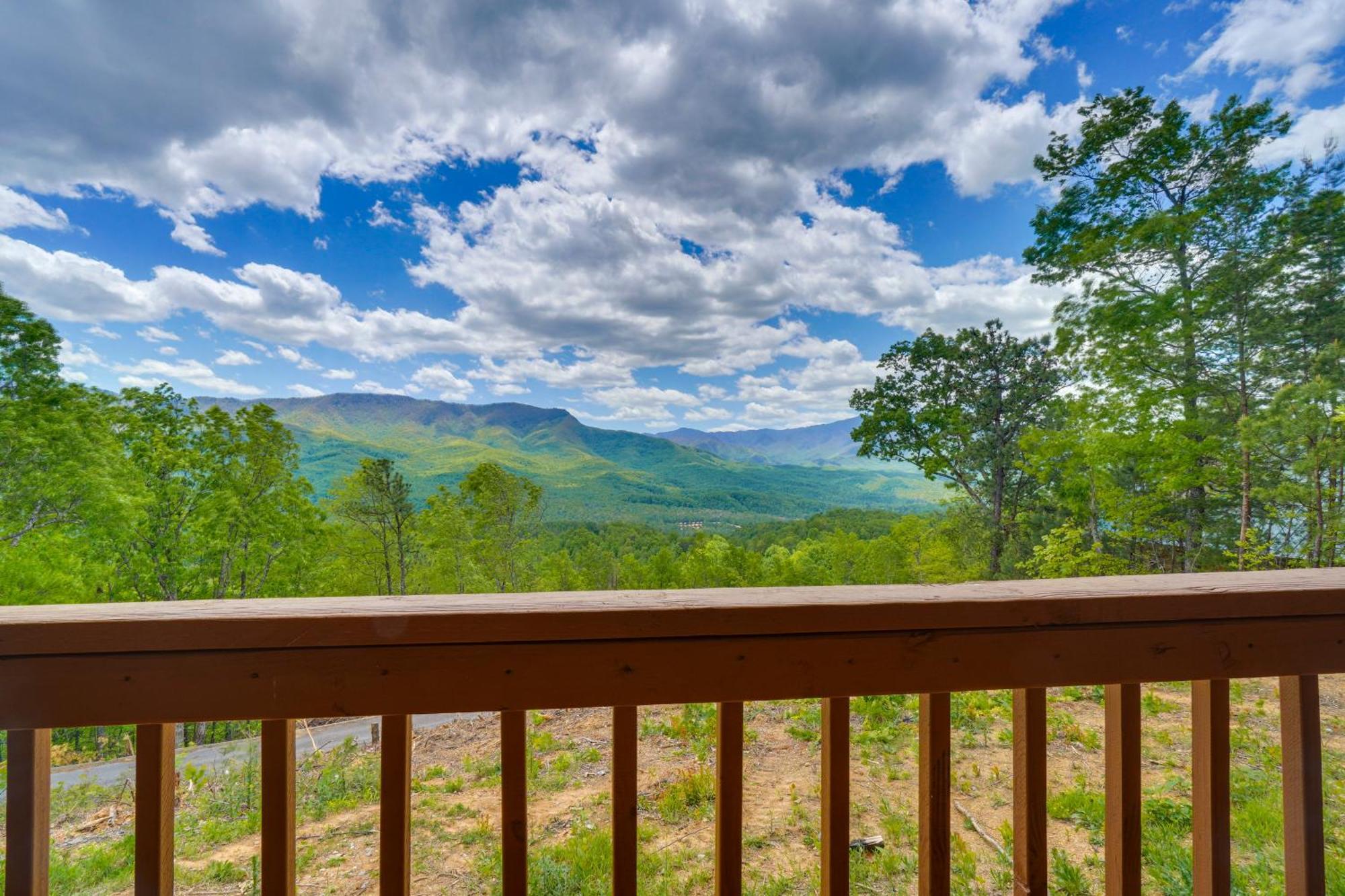 Gatlinburg Cabin With Hot Tub About 11 Miles To Downtown Kültér fotó